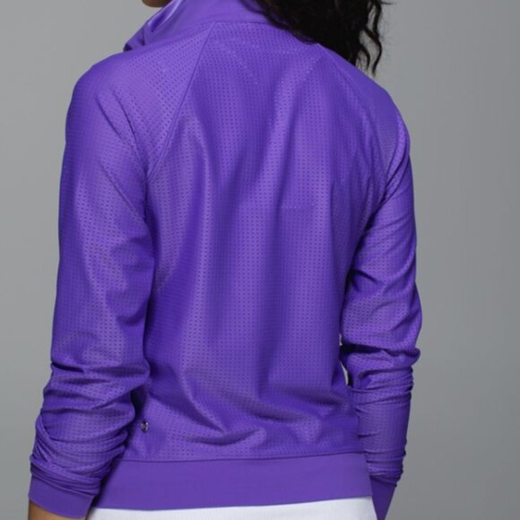Lululemon Sweaty Or Not Jacket Iris Flower size 4 rare! - Picture 3 of 8